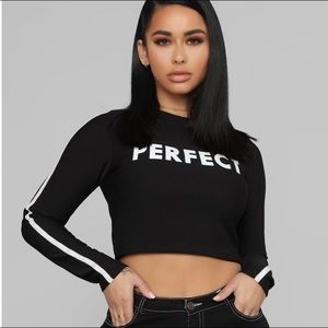 BLACK “PERFECT” CROP TOP #NOVABABE